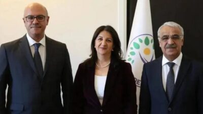 DEM Parti İmralı Heyeti üyeleri Pervin Buldan, Mithat Sancar ve