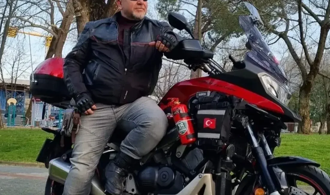 Bursa'da Orhaneli yolunda otomobilin çarptığı motosikletin sürücüsü profesyonel seslendirme sanatçısı