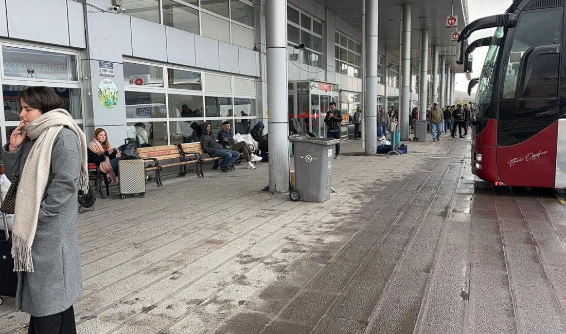 Kurban Bayramı tatilinin ilk gününün başlamasıyla birlikte, bayram tatillerini memleketlerinde