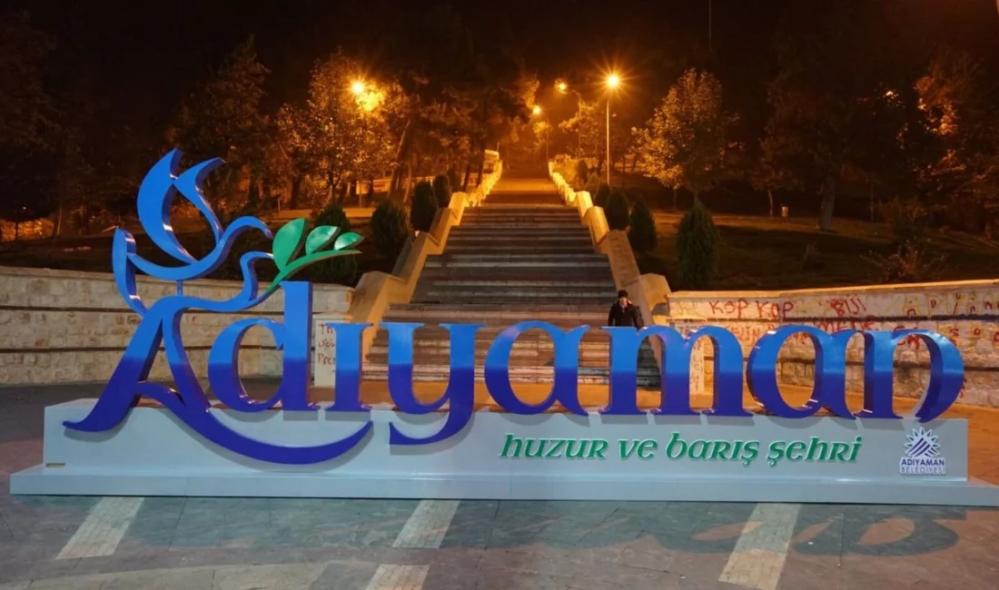Adıyaman’da veli ve öğrenciler Adıyaman İl Milli Eğitim Müdürlüğü'nün iletişim