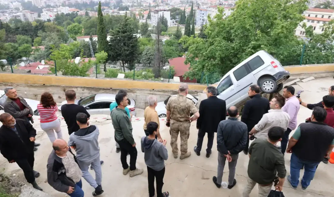 Hatay Valisi Mustafa Masatlı, Antakya ilçesinde etkili olan şiddetli yağışlardan