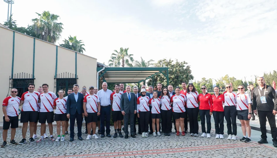 Gençlik ve Spor Bakanı Osman Aşkın Bak, Antalya’daki Avrupa Okçuluk