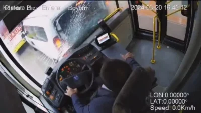 Bursa’nın Osmangazi ilçesinde direksiyon başında uyuduğu iddia edilen otobüs şoförünün