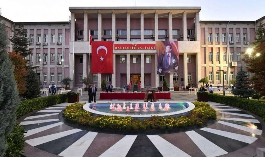 Balıkesir sakinleri Balıkesir Valiliği’nin iletişim bilgilerine ulaşmak için merakla güncel