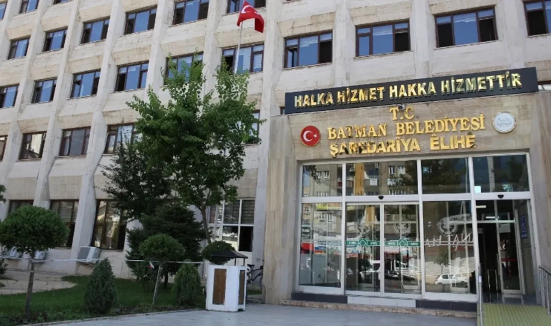 Batman'da yaşayan veya ikamet eden vatandaşlar Batman Belediyesi iletişim bilgilerine
