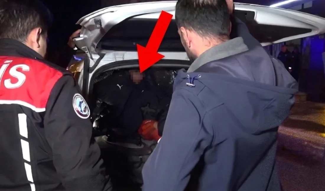 Erzurum’un Yakutiye ilçesinde 17 yaşındaki bir gencin anneannesini bıçakla yaralayıp