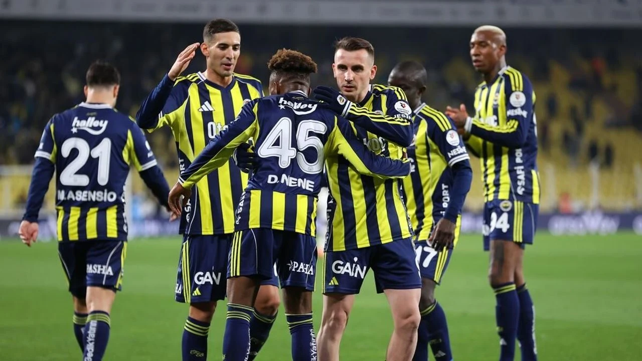 Fenerbahçe, Trendyol Süper Lig’i ikinci sırada tamamlamasının ardından UEFA Şampiyonlar