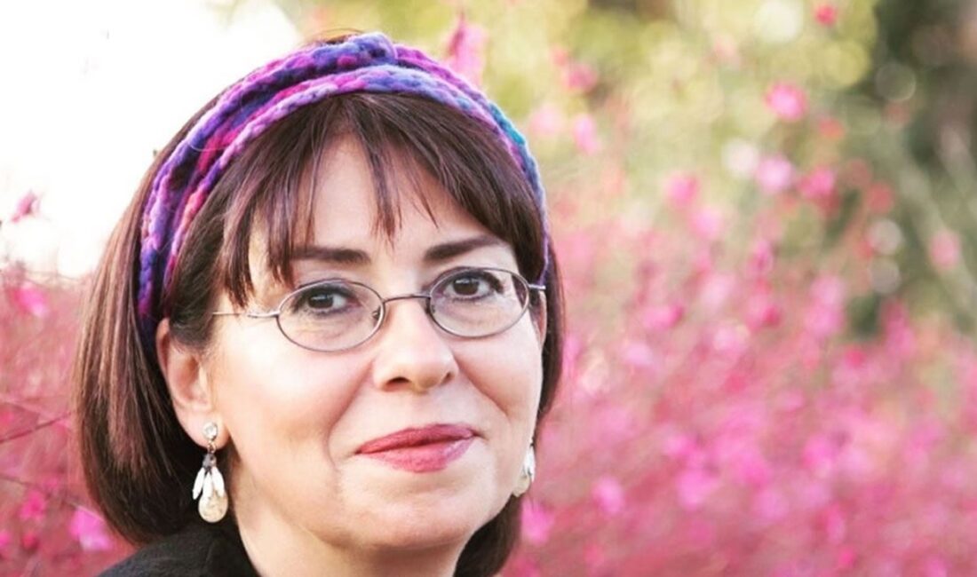Türk müziğinin güçlü sesi İlkay Akkaya'nın yaşamı ve kökeni mercek