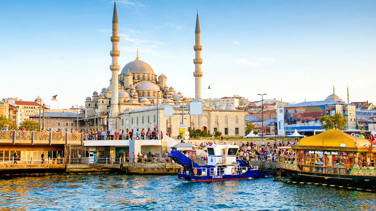 İstanbul ilçe kaymakamlıklarının güncel iletişim bilgilerine ulaşmak isteyen vatandaşların sayısı