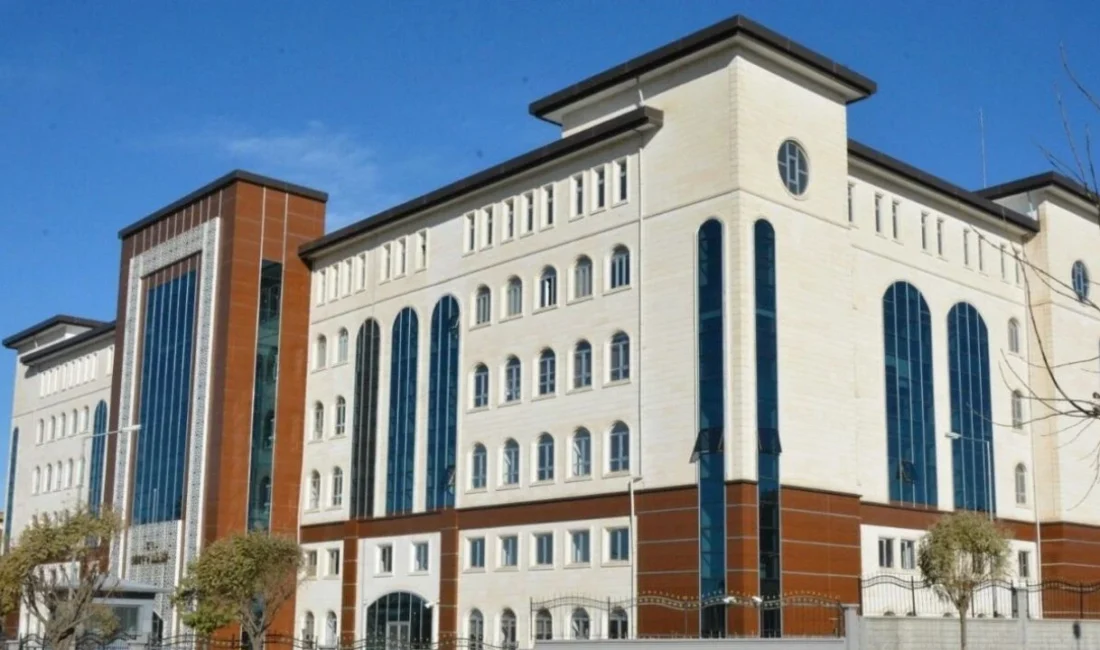 Siirt sakinleri Siirt Valiliği’nin iletişim bilgilerine ulaşmak için merakla güncel