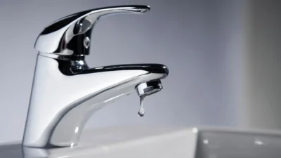 Sosyal medyada sürekli karşımıza çıkan “Günde en az 3 litre