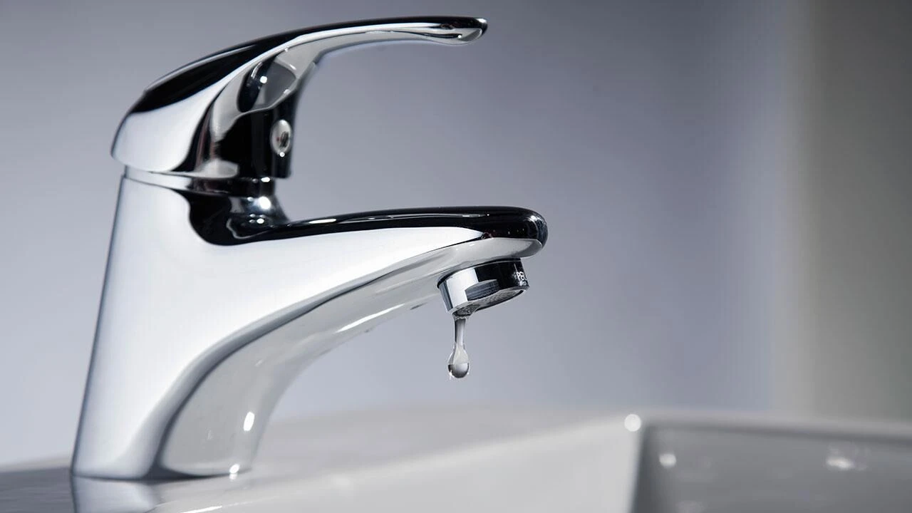 Sosyal medyada sürekli karşımıza çıkan “Günde en az 3 litre
