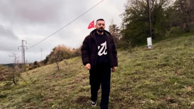 Pop müziğin dikkat çeken isimlerinden Yusuf Alp, yeni teklisi “Boşa