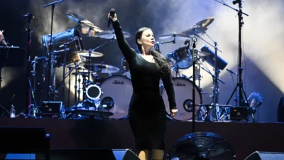 Türk rock müziğinin güçlü sesi Şebnem Ferah, 6 yıllık aranın