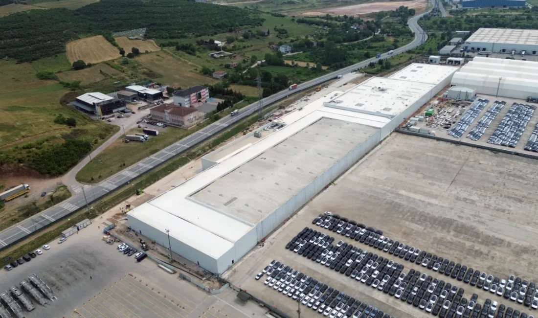 Hyundai Motor Türkiye, İzmit'teki fabrikasında IONIQ 3 elektrikli aracının üretimini