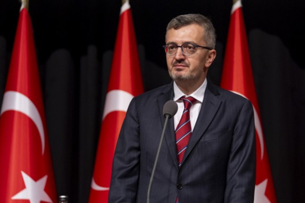 Cumhurbaşkanlığı İletişim Başkanı Burhanettin Duran, 2025-2026 eğitim öğretim yılını tamamlayan