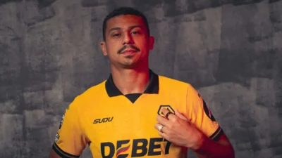 Galatasaray'da transfer çalışmaları hız kesmeden devam ederken orta saha rotasyonunun