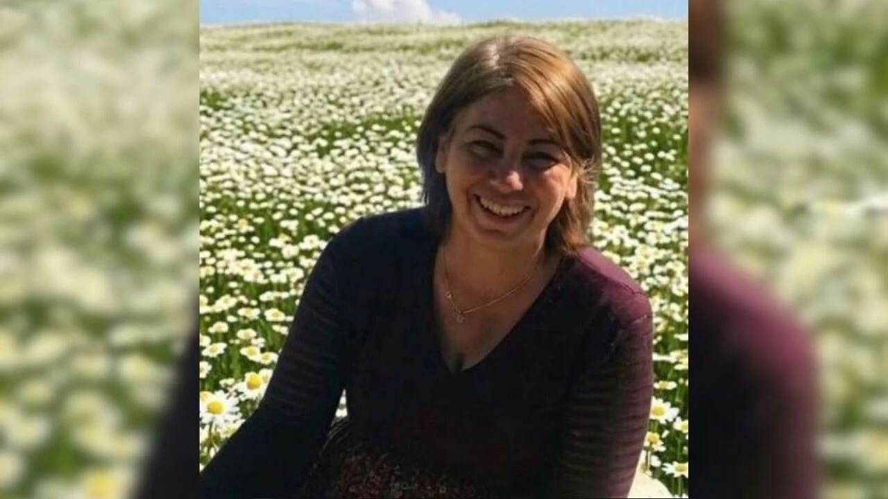 Çorumlu Aynur Kaynak, geçirdiği beyin ameliyatının ardından yoğun bakımda yaşamını