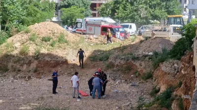 Battalgazi Belediyesi Zabıta Müdürlüğü ekipleri, İpek Caddesi'ndeki semt pazarı yanında