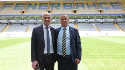 Fenerbahçe Kulübü, 2026-2027 sezonu öncesinde göreve getirildikleri resmen açıklanan teknik
