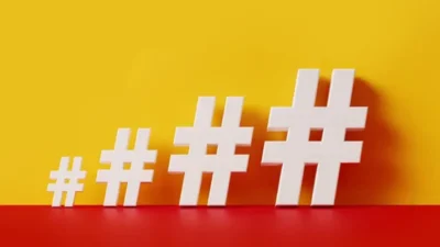 Hashtag (#) işareti, sosyal medya platformlarında belirli konuları etiketlemek ve