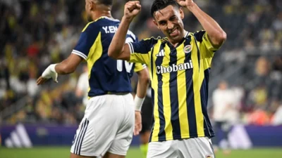 Kasımpaşa'daki kiralık sözleşmesini tamamlayan İrfan Can Kahveci'nin geleceğiyle ilgili yeni