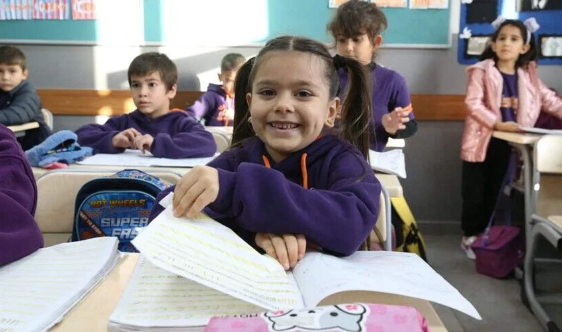 Milli Eğitim Bakanlığı, 2026-2027 eğitim öğretim yılı çalışma takvimini açıkladı.