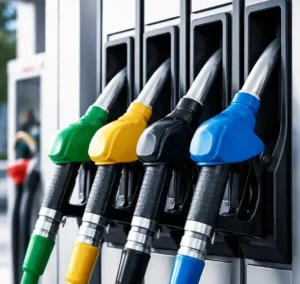Küresel petrol piyasalarındaki dalgalanmalar ve döviz kurundaki hareketlilik, akaryakıt fiyatları