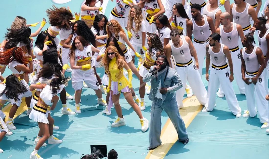 2026 FIFA Dünya Kupası'nın açılış etkinliğinde, ünlü sanatçı Shakira, Burna