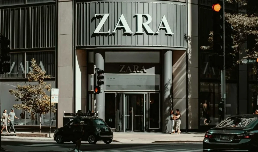 Ünlü moda markası Zara, üçüncü taraf bir veri tabanına izinsiz