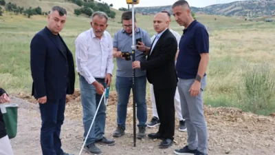 Kırıkkale Belediyesi, Yuva Mahallesi TOKİ bölgesinde devam eden yol yapım