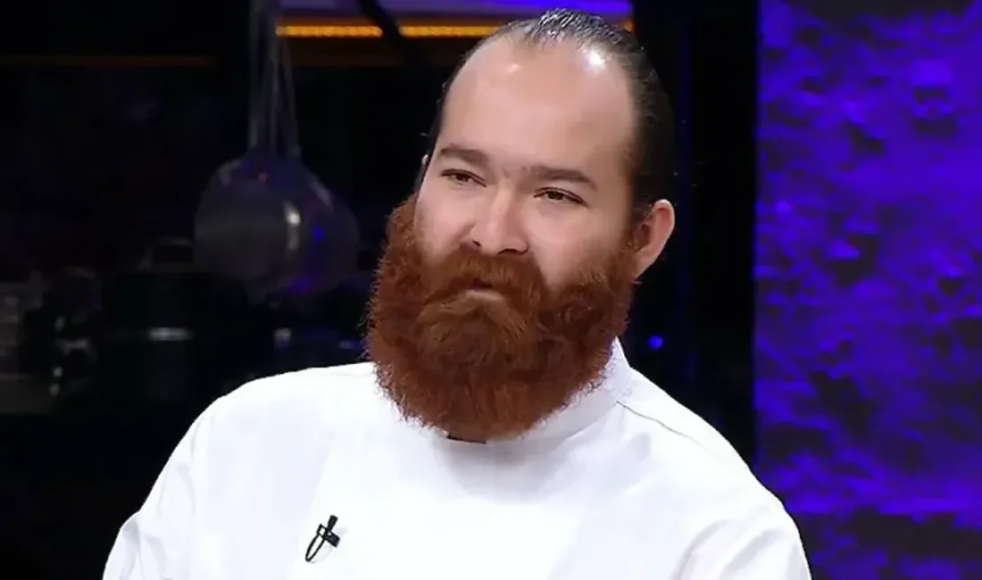 MasterChef Türkiye 2021 şampiyonu şef Eren Kaşıkçı, Sarıyer'deki evinde hayatını