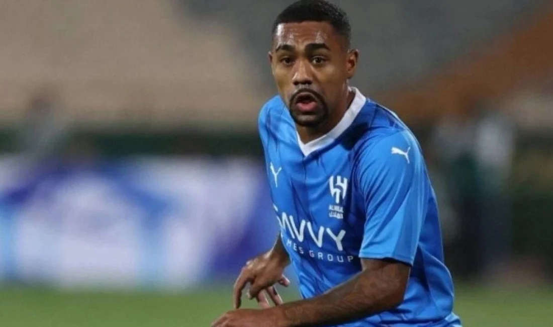 Transfer çalışmalarına tüm hızıyla devam eden Fenerbahçe'de Malcom isminin gündeme