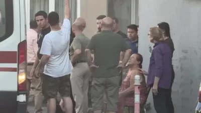 Şişli'de annesiyle yaşayan Ayşe Bilge Ergeneman (43), oturduğu binanın 3’üncü