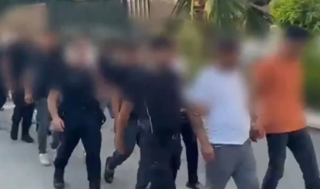 İçişleri Bakanlığı uyuşturucu madde satıcılarına yönelik 75 ilde düzenlenen operasyonlarda
