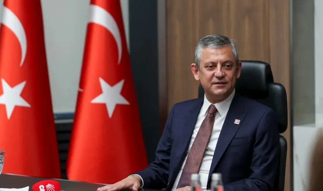CHP'den Özgür Özel ve 90 milletvekilinin istifa etmesinin ardından YENİ