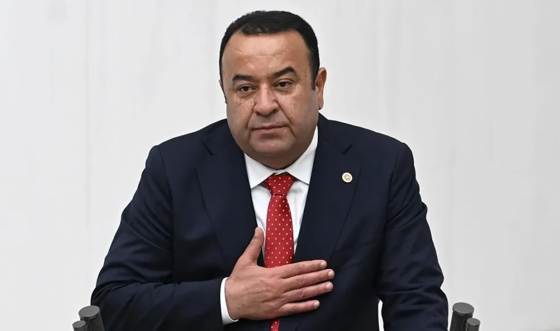 Ankara Milletvekili Adnan Beker'in kardeşi Özay Beker, son günlerde internet