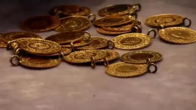 Altın piyasalarında son durum merak ediliyor. Küresel gelişmeler ve döviz