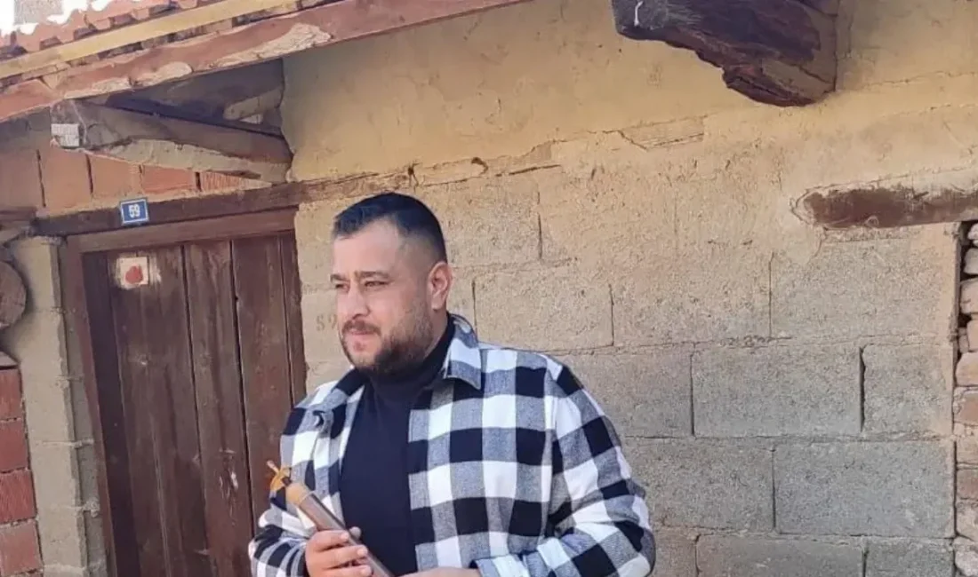 Muğla Milaslı müzisyen Volkan Külahlı, tedavi gördüğü Denizli'deki hastanede hayatını