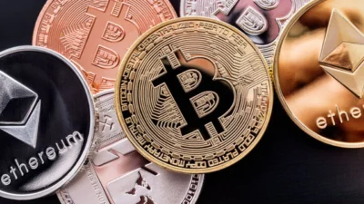 Bitcoin son 24 saatte yüzde 4,69 değer kazanarak 61 bin