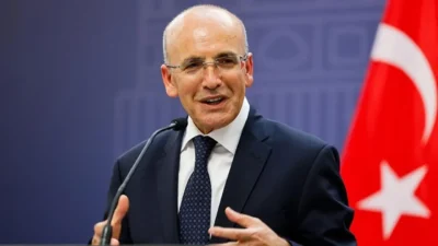 Hazine ve Maliye Bakanı Mehmet Şimşek, "Çoklu şoklara rağmen Türk