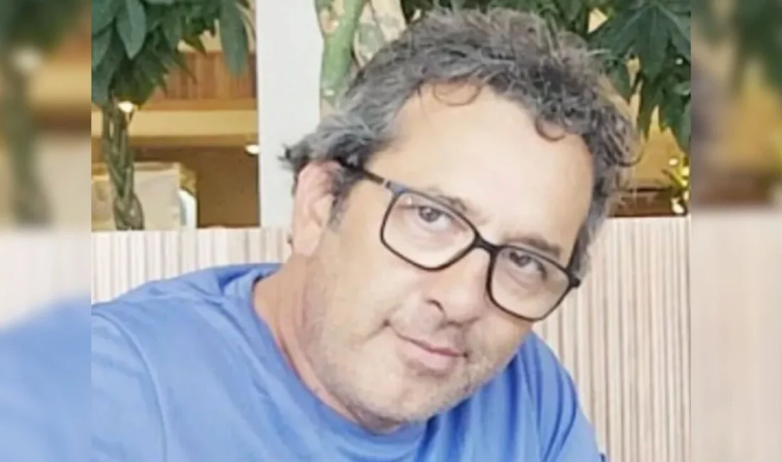 Kdz. Ereğli Anadolu Lisesi Görsel Sanatlar Öğretmeni Mithat Arabacı hayatını