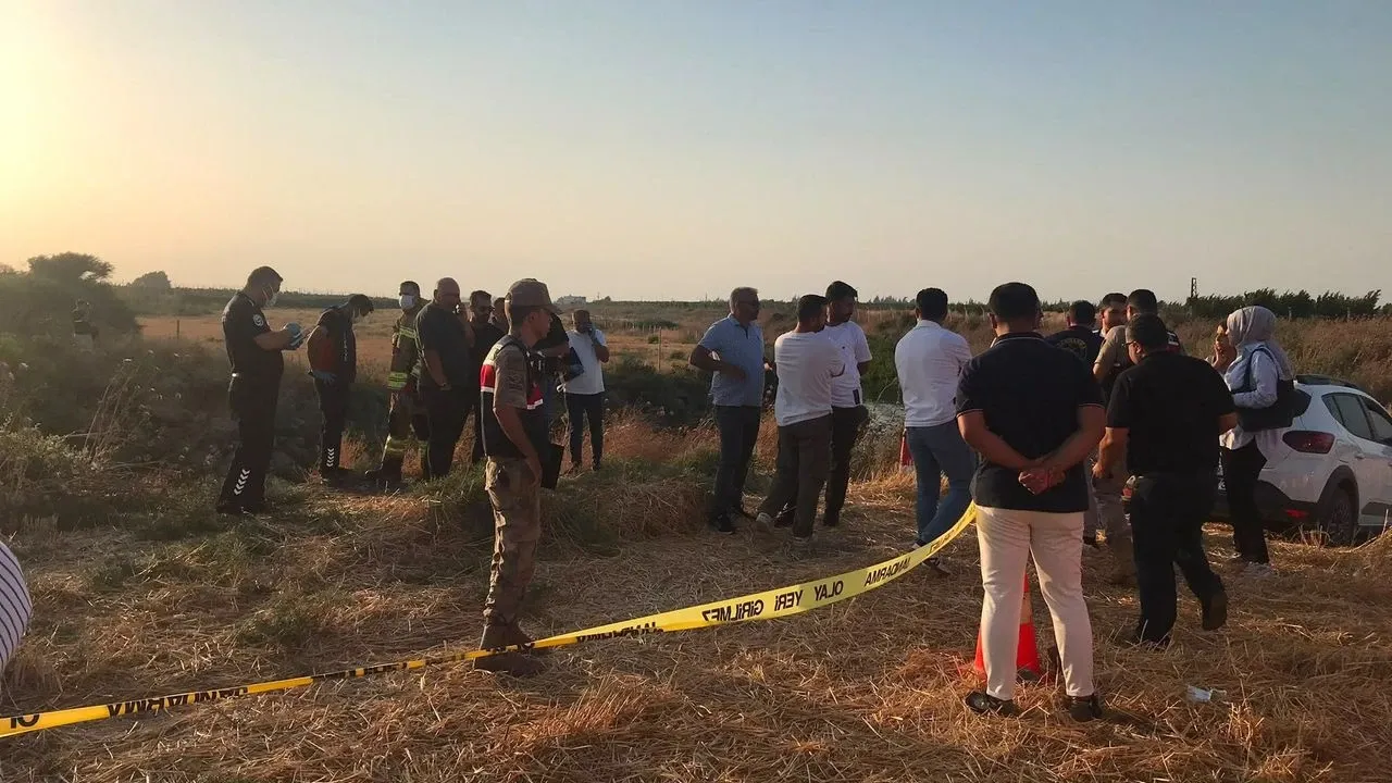 Hatay Reyhanlı'da sulama kanalı kenarında 35 yaşındaki Şevket Küçükler'in ces*di