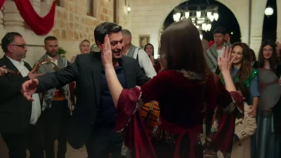 Üçüncü sezonu izleyicisi tarafından merakla beklenen Uzak Şehir dizisine yeni