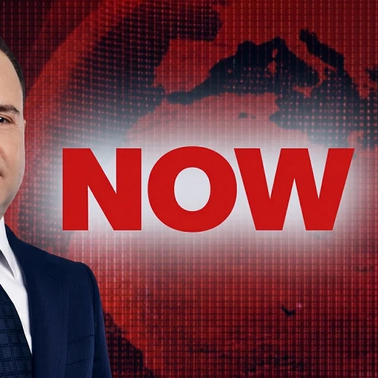 NOW Ana Haber bültenini sunan gazeteci Selçuk Tepeli sosyal medya