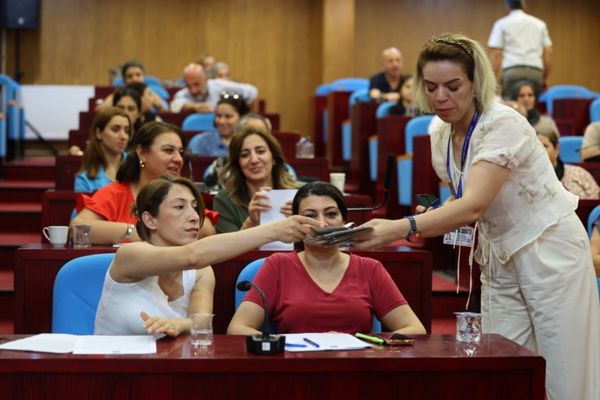 Diyarbakır Büyükşehir Belediyesi Ağustos Ayı Olağan Meclis Toplantısı’nın ilk oturumunda