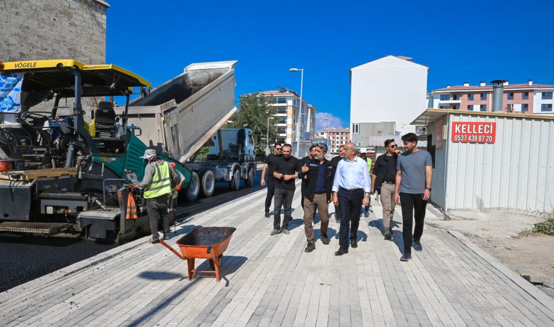Malatya Büyükşehir Belediyesi, kentin ulaşım altyapısını güçlendirmek amacıyla yol ve