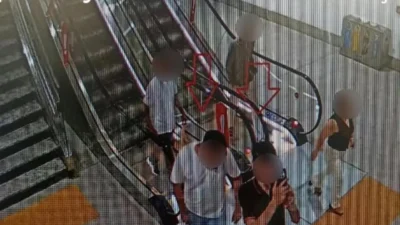 Antalya merkezli 4 ilde düzenlenen operasyonda, kendilerini başkomiser olarak tanıtıp
