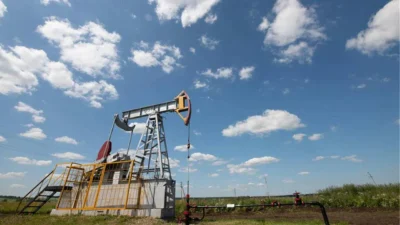 Petrol fiyatları, Hürmüz Boğazı'ndaki gelişmelerle birlikte 80 doları aşarak yükselişini