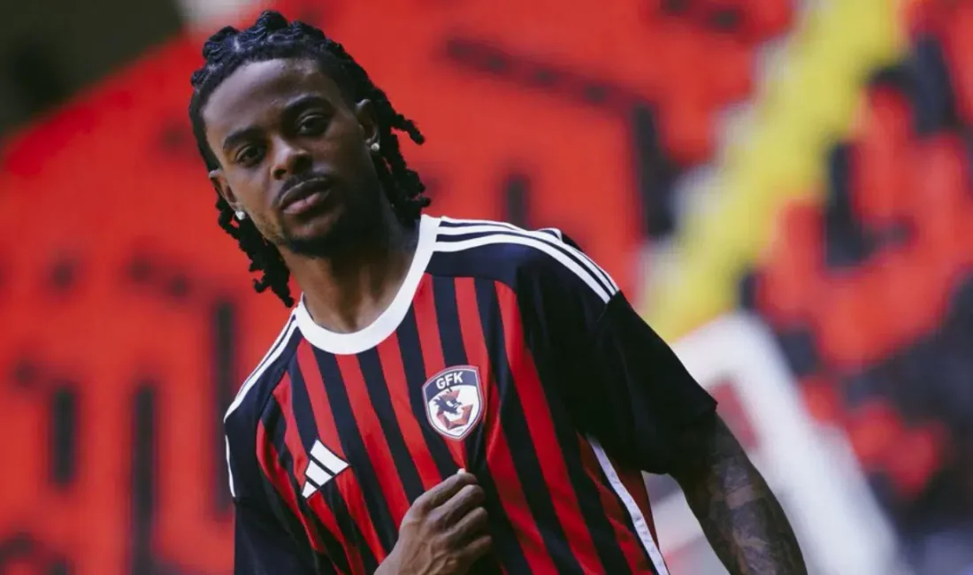 Trendyol Süper Lig ekiplerinden Gaziantep FK, sağ kanat oyuncusu Sontje